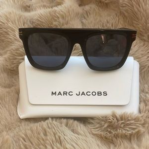 Marc Jacobs sunnies